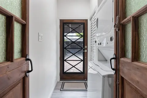 $650,000 | 1116 Nadine Street, Houston, TX 77009