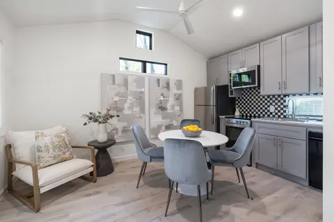 $650,000 | 1116 Nadine Street, Houston, TX 77009