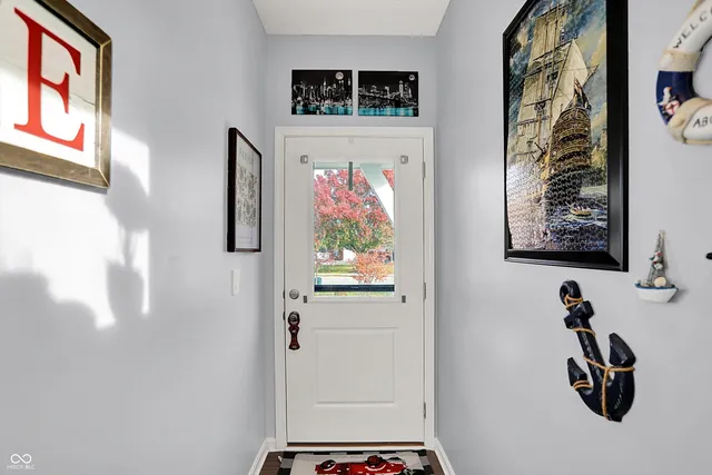 $287,500 | 10311 Gateway Drive, Indianapolis, IN 46234