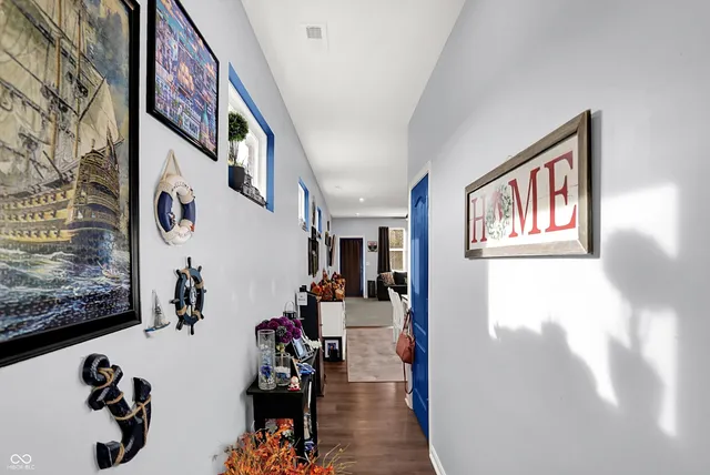 $287,500 | 10311 Gateway Drive, Indianapolis, IN 46234