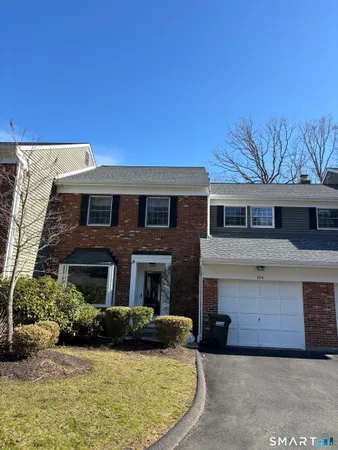 $439,900 | 104 Tunxis Village, Farmington, CT 06032