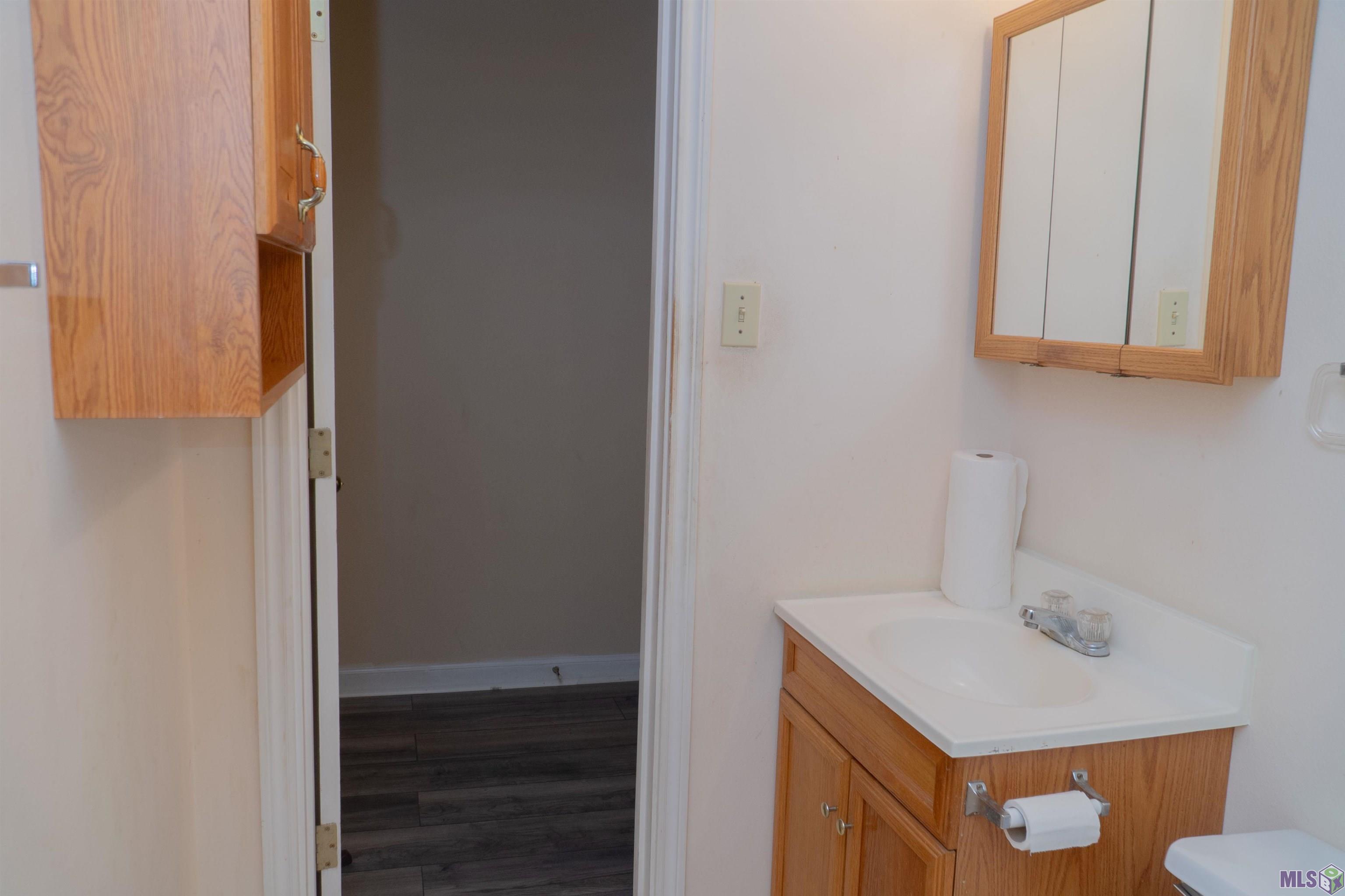 4735 Stearns Street Baton Rouge, LA 70811 - Photo 17 of 21 Bath 2