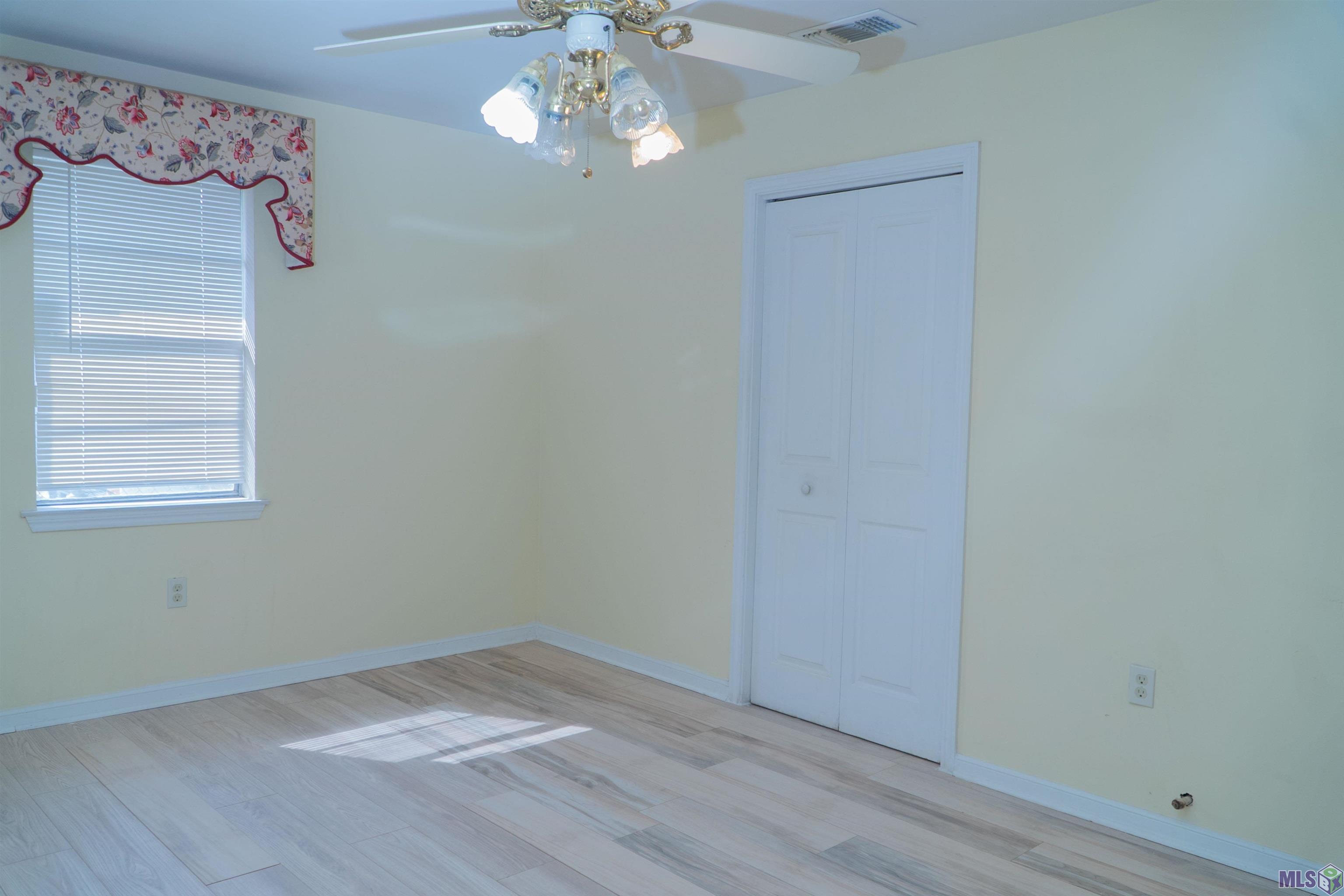 4735 Stearns Street Baton Rouge, LA 70811 - Photo 5 of 21 Den