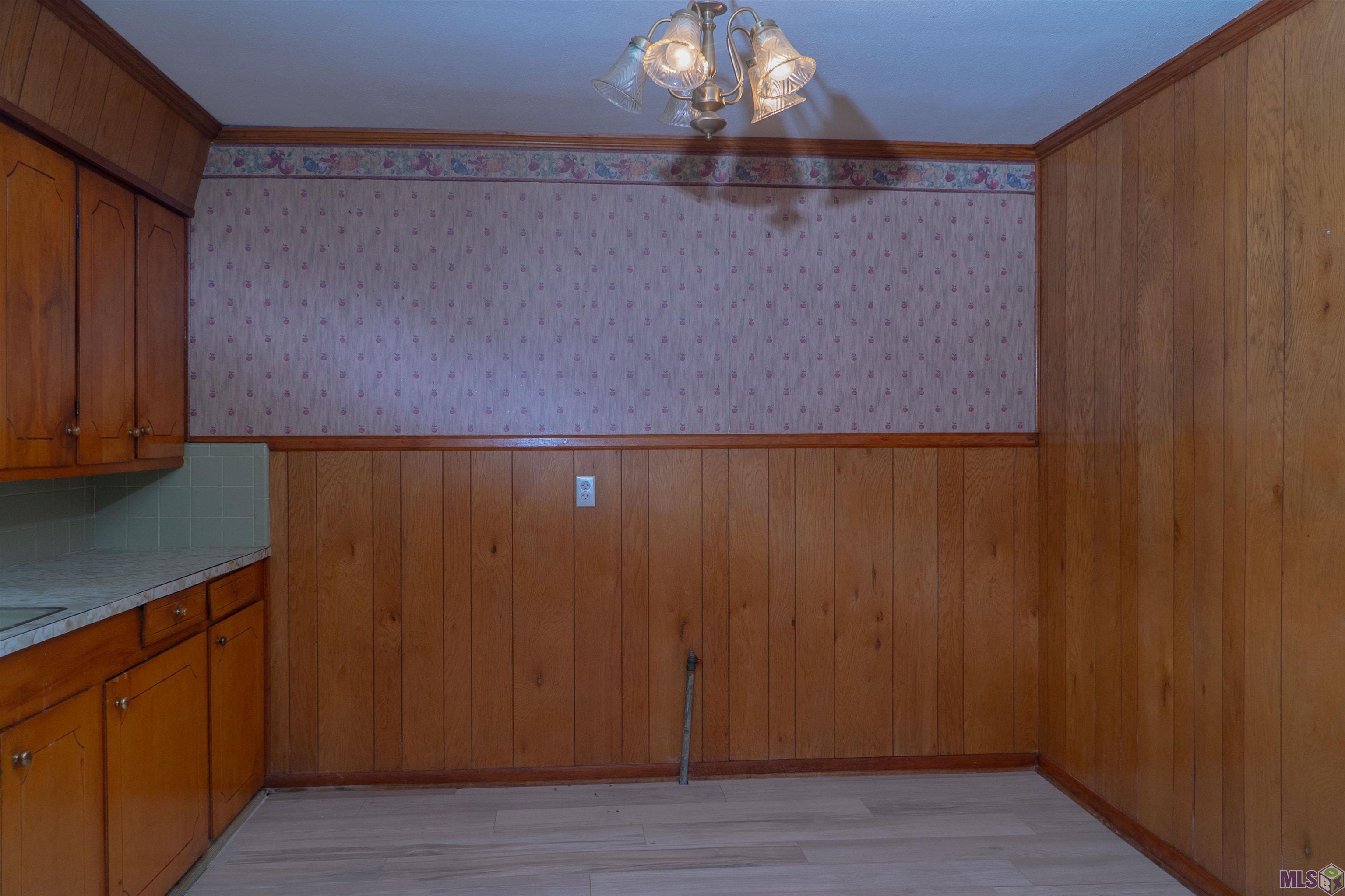 4735 Stearns Street Baton Rouge, LA 70811 - Photo 8 of 21 Kitchen