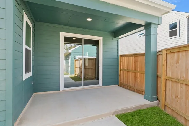 a view of a front door and porch