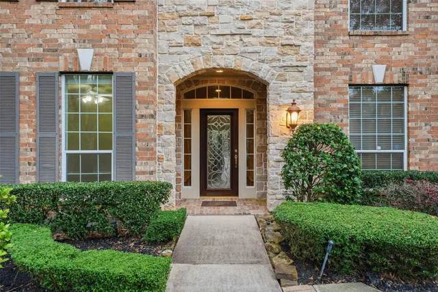 $509,950 | 5814 Riverchase Village Drive, Houston, TX 77345