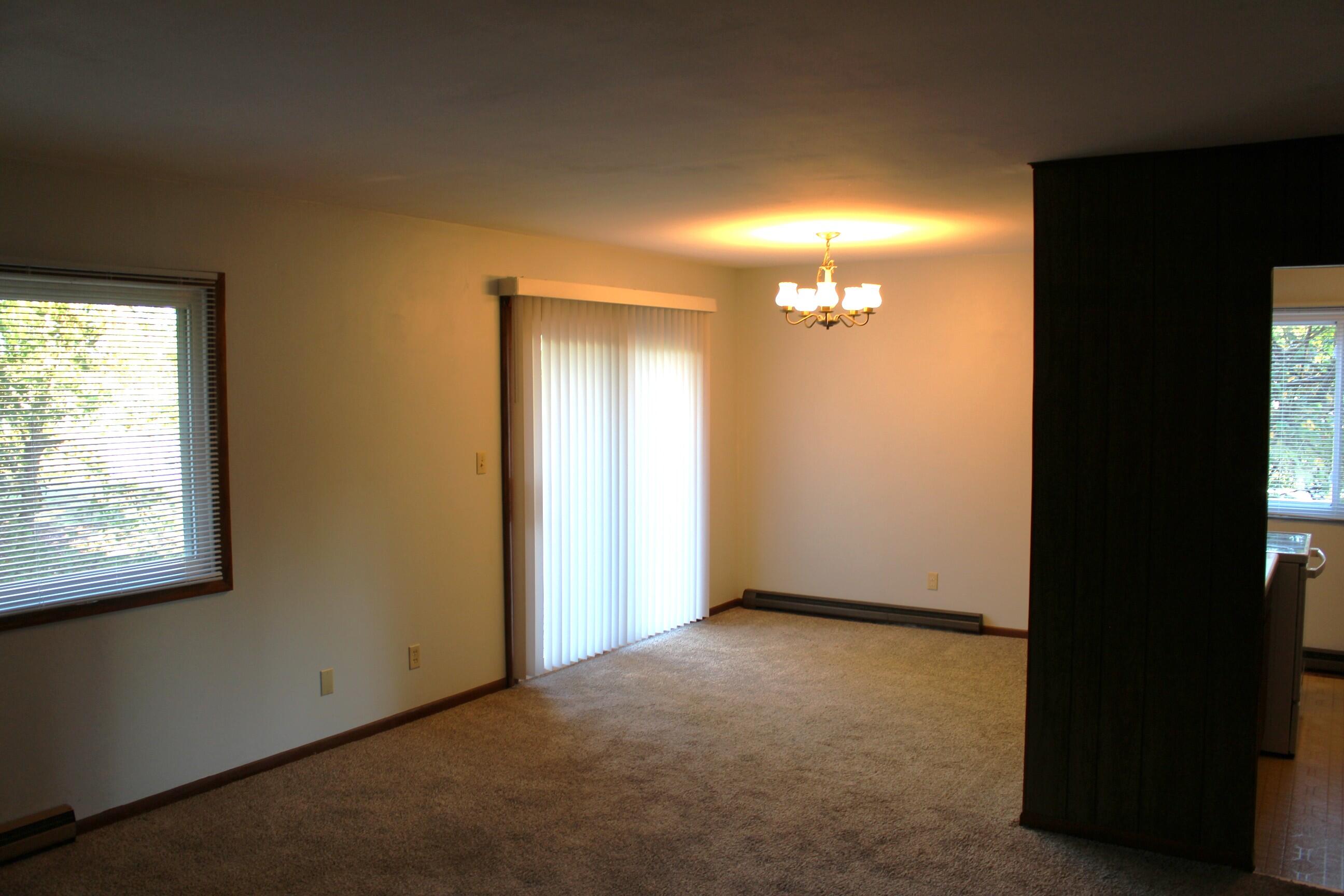 6489 Sorby Highway, Unit 210 Addison, MI 49220 - Photo 4 of 10 IMG_5326