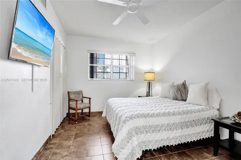 $229,900 | 455 Paradise Isle Boulevard, Unit 104, Hallandale Beach, FL 33009
