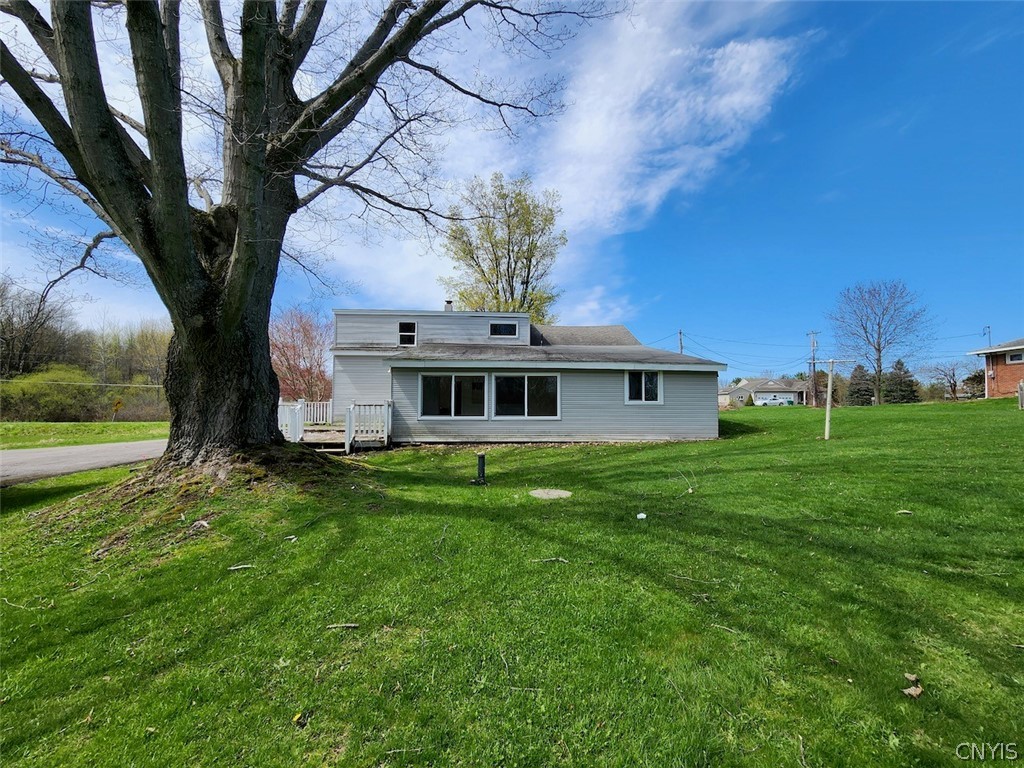 4068 Maider Road Clay, NY 13041 - Photo 25 of 32