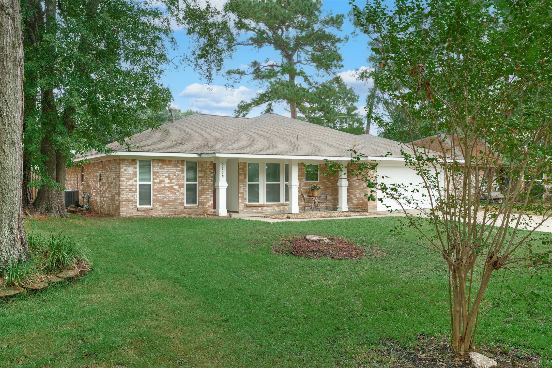 2115 Wickburn Drive Spring, TX 77386 - Photo 3 of 42 Gallery Image 3
