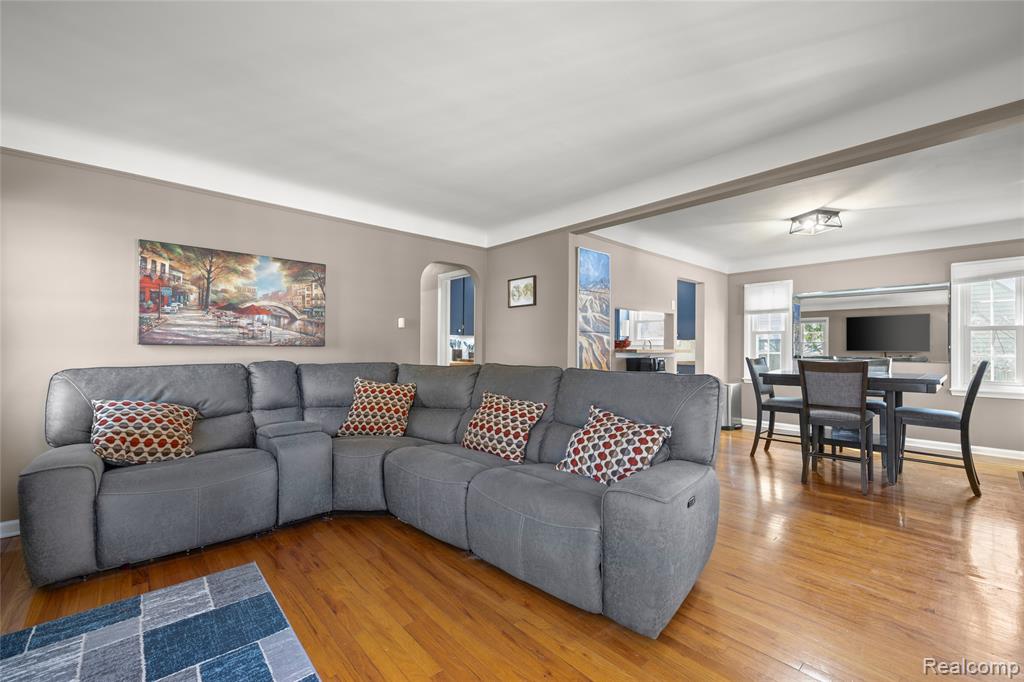 35541 Glenwood Road Wayne, MI 48184 - Photo 10 of 23