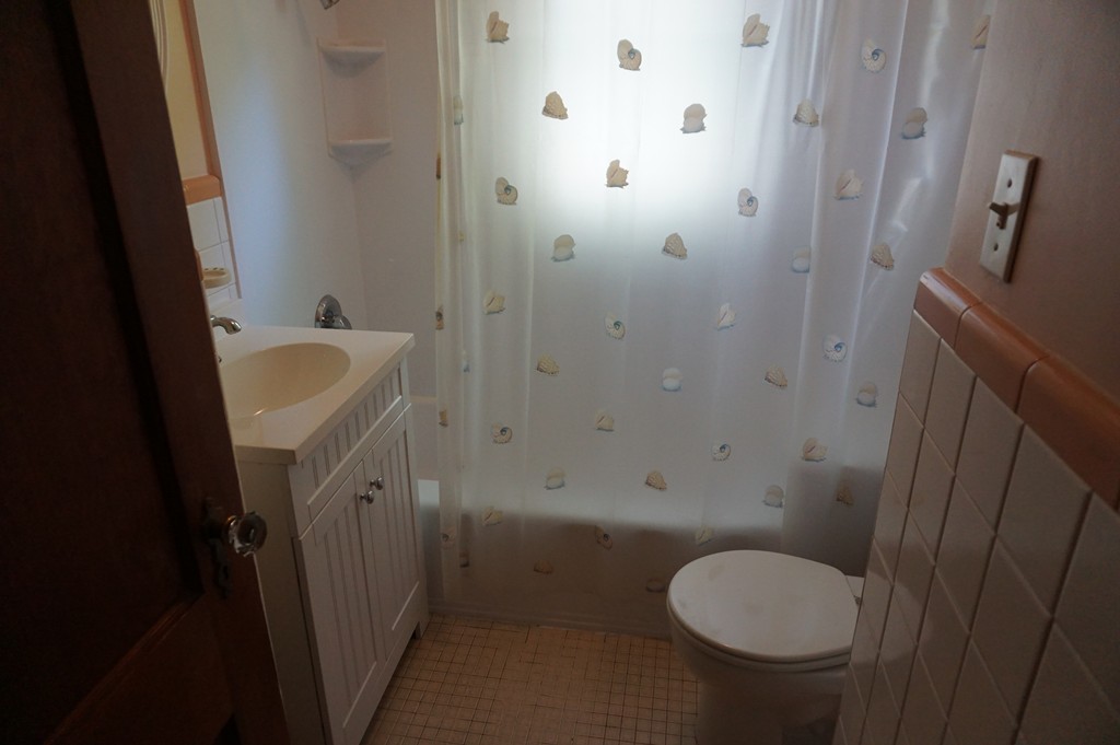 97 Beechwood Road Braintree, MA 02184 - Photo 5 of 11 Gallery Image 5