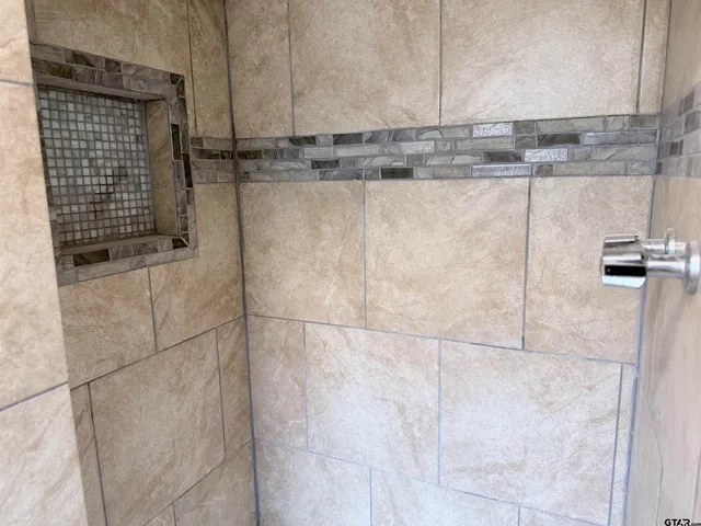 $195,000 | 715 North Englewood Avenue, Tyler, TX 75702