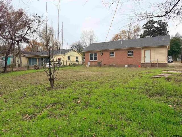 $195,000 | 715 North Englewood Avenue, Tyler, TX 75702