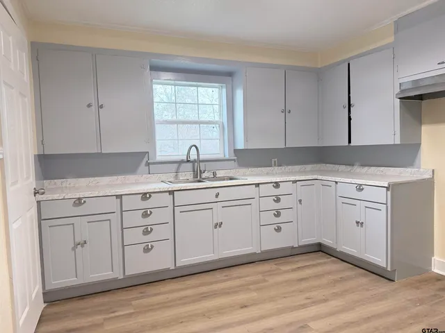 $195,000 | 715 North Englewood Avenue, Tyler, TX 75702