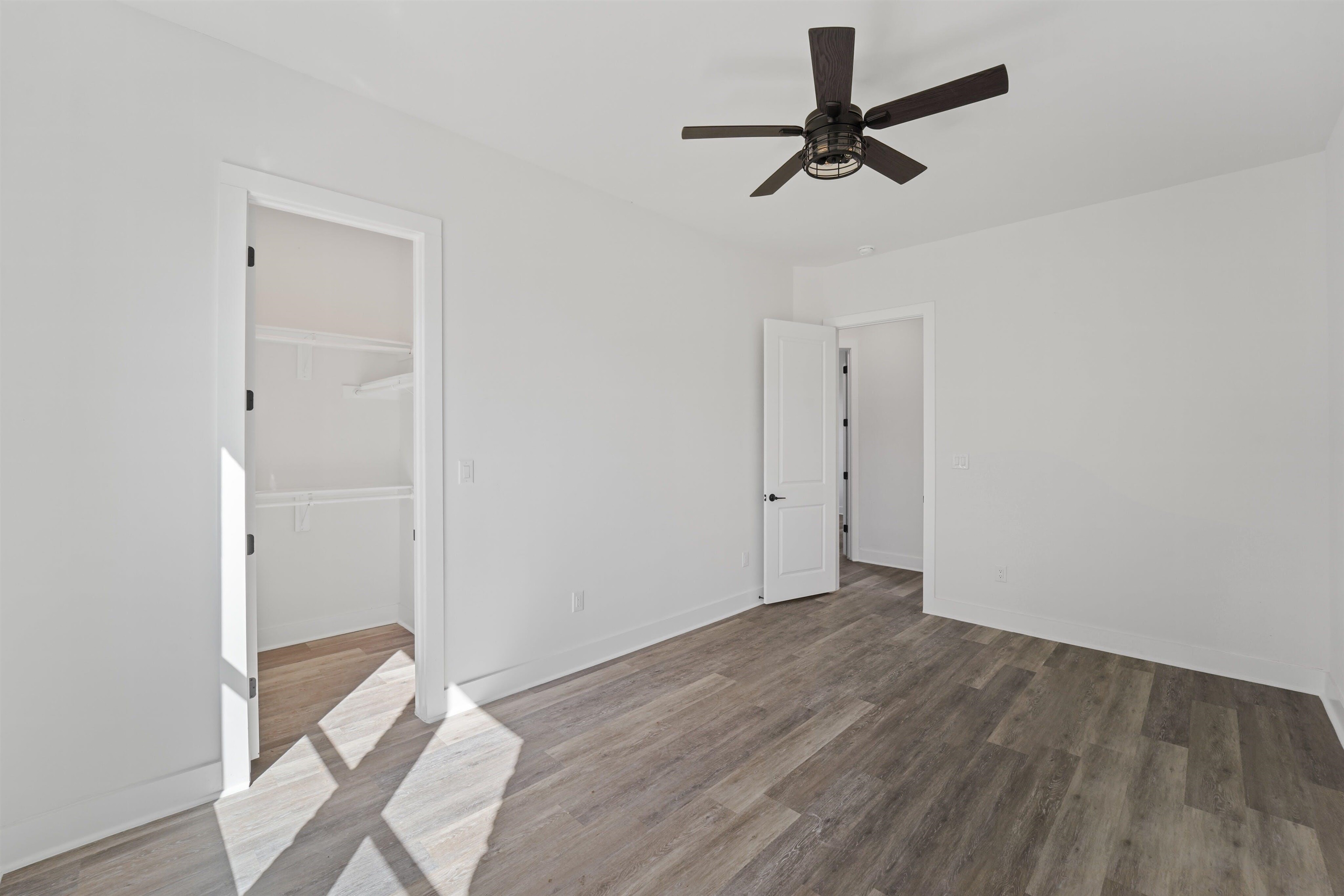 100 Up There Horseshoe Bay, TX 78657 - Photo 26 of 28 a view of room with a ceiling fan