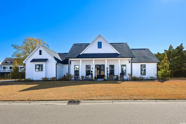 $624,900 | 669 Pacific Commons Drive, Surfside Beach, SC 29575
