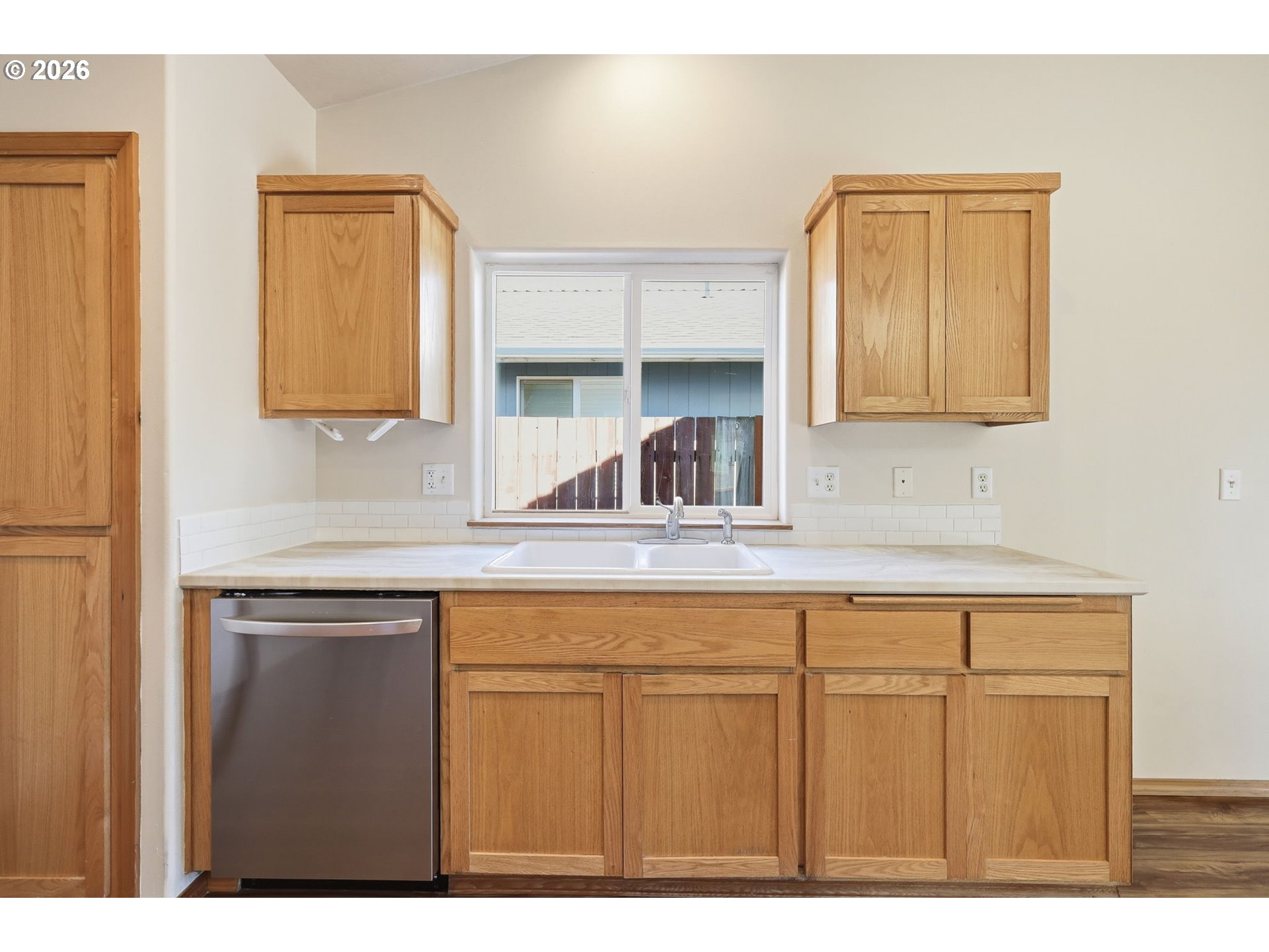 6578 Aaron Lane Springfield, OR 97478 - Photo 17 of 43 Kitchen