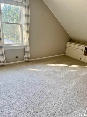 $174,900 | 2223 West Lombard Street, Davenport, IA 52804