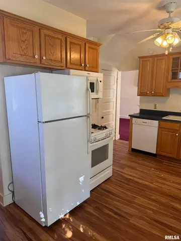 $174,900 | 2223 West Lombard Street, Davenport, IA 52804