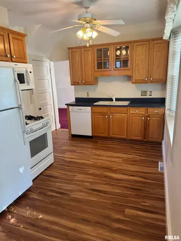 $174,900 | 2223 West Lombard Street, Davenport, IA 52804