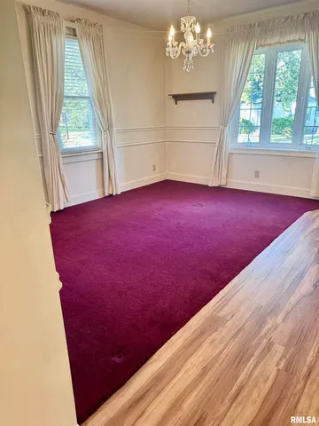 $174,900 | 2223 West Lombard Street, Davenport, IA 52804