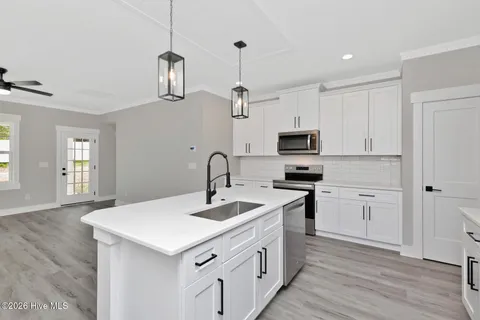 $449,000 | 418 Summit Street, Aberdeen, NC 28315