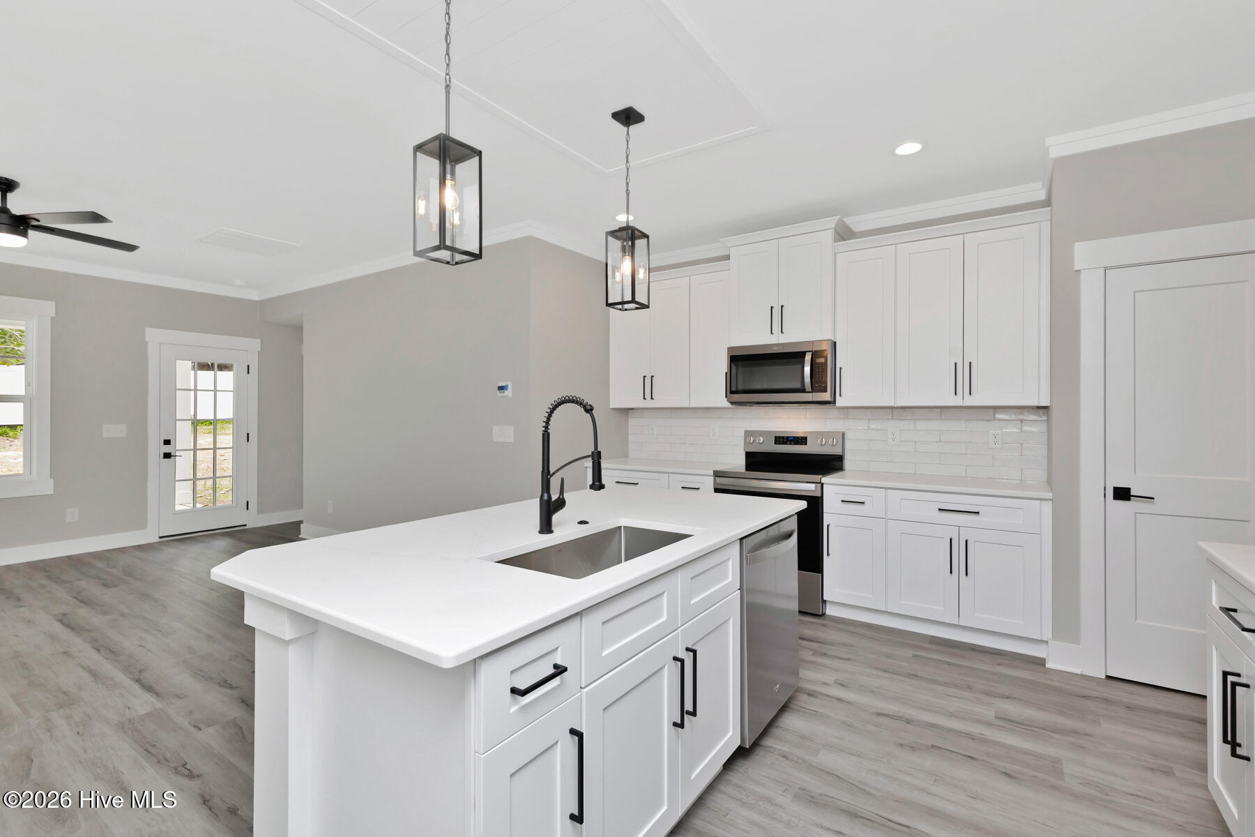 418 Summit Street Aberdeen, NC 28315 - Photo 10 of 43 kitchen2