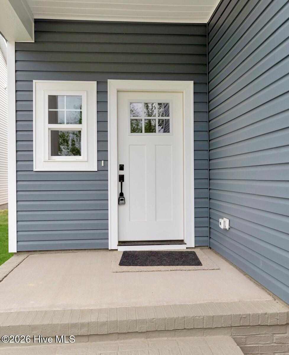 418 Summit Street Aberdeen, NC 28315 - Photo 2 of 43 Entry Edit