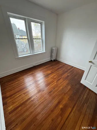 $1,600 | 404 Charles Street, Unit C3, Bridgeport, CT 06606