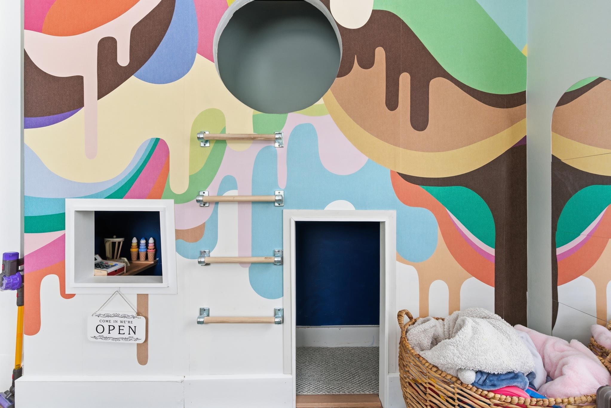 127 Belvidere Street Laconia, NH 03246 - Photo 16 of 36