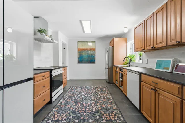 $499,000 | 127 Belvidere Street, Laconia, NH 03246