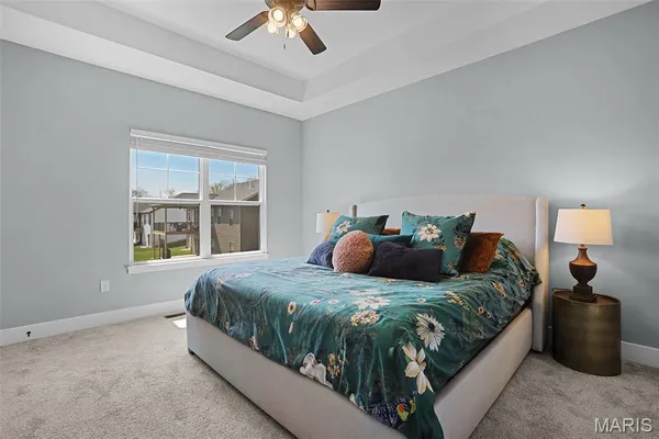 $525,000 | 240 Meridian Oaks Drive, Glen Carbon, IL 62034