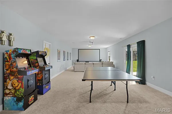 $525,000 | 240 Meridian Oaks Drive, Glen Carbon, IL 62034