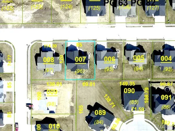 $525,000 | 240 Meridian Oaks Drive, Glen Carbon, IL 62034