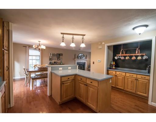 39 Andrews Farm Road Boxford, MA 01921 - Photo 9 of 24 Gallery Image 9