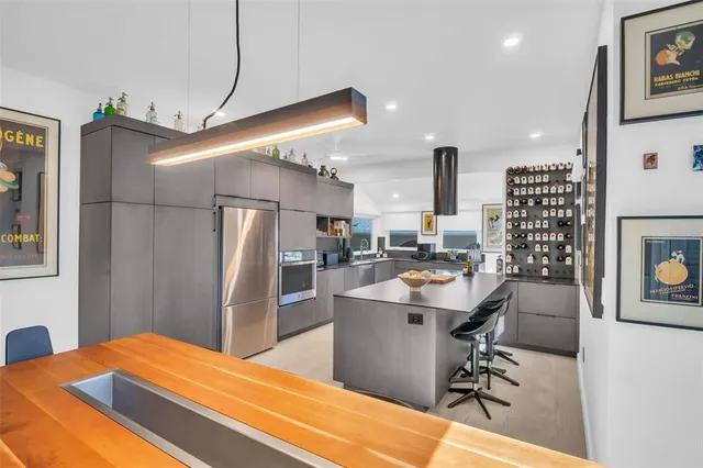 $749,000 | 747 2nd Street North, St. Petersburg, FL 33701