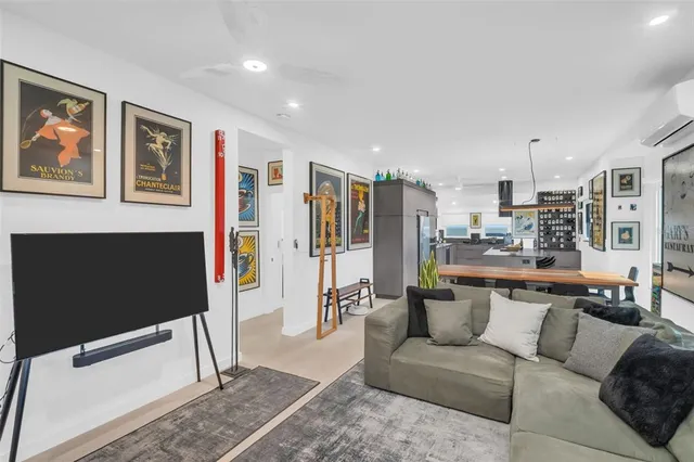 $749,000 | 747 2nd Street North, St. Petersburg, FL 33701