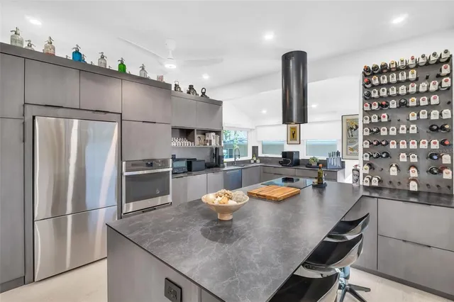 $749,000 | 747 2nd Street North, St. Petersburg, FL 33701