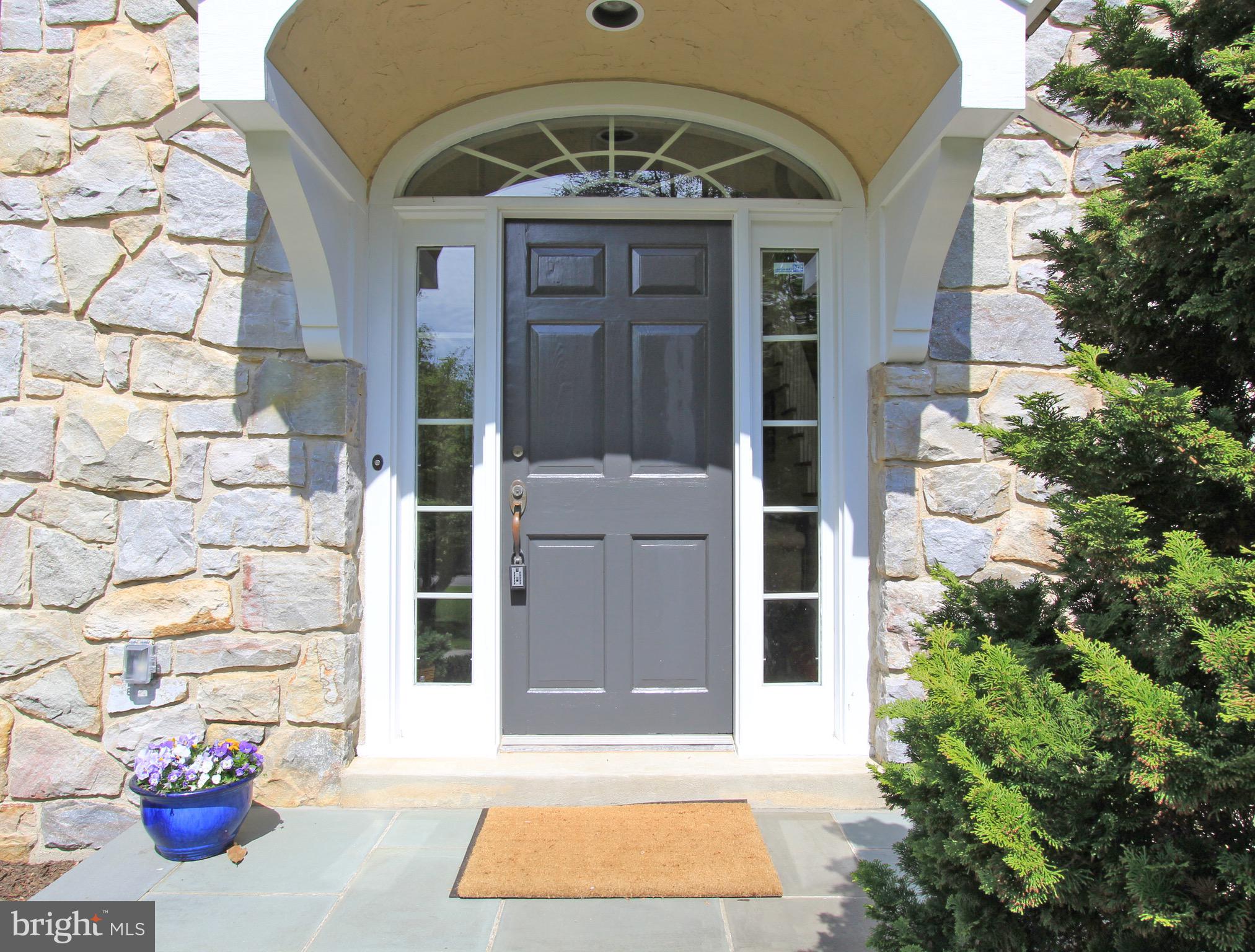 207 Ravenscliff Road Wayne, PA 19087 - Photo 2 of 68