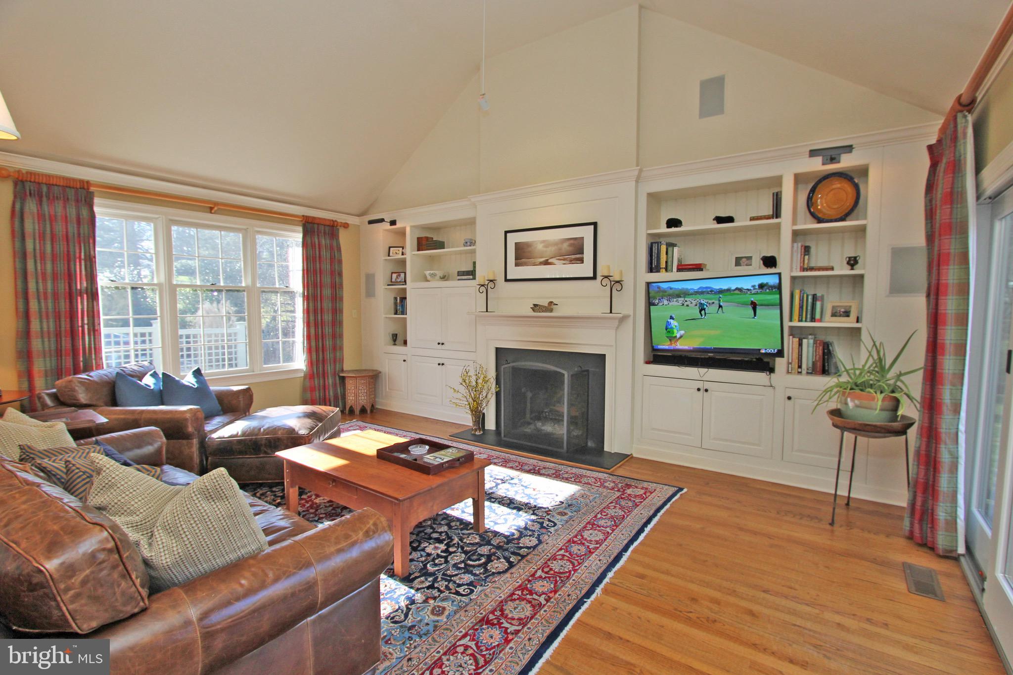 207 Ravenscliff Road Wayne, PA 19087 - Photo 11 of 68 Vaulted ceiling and builtins in family room