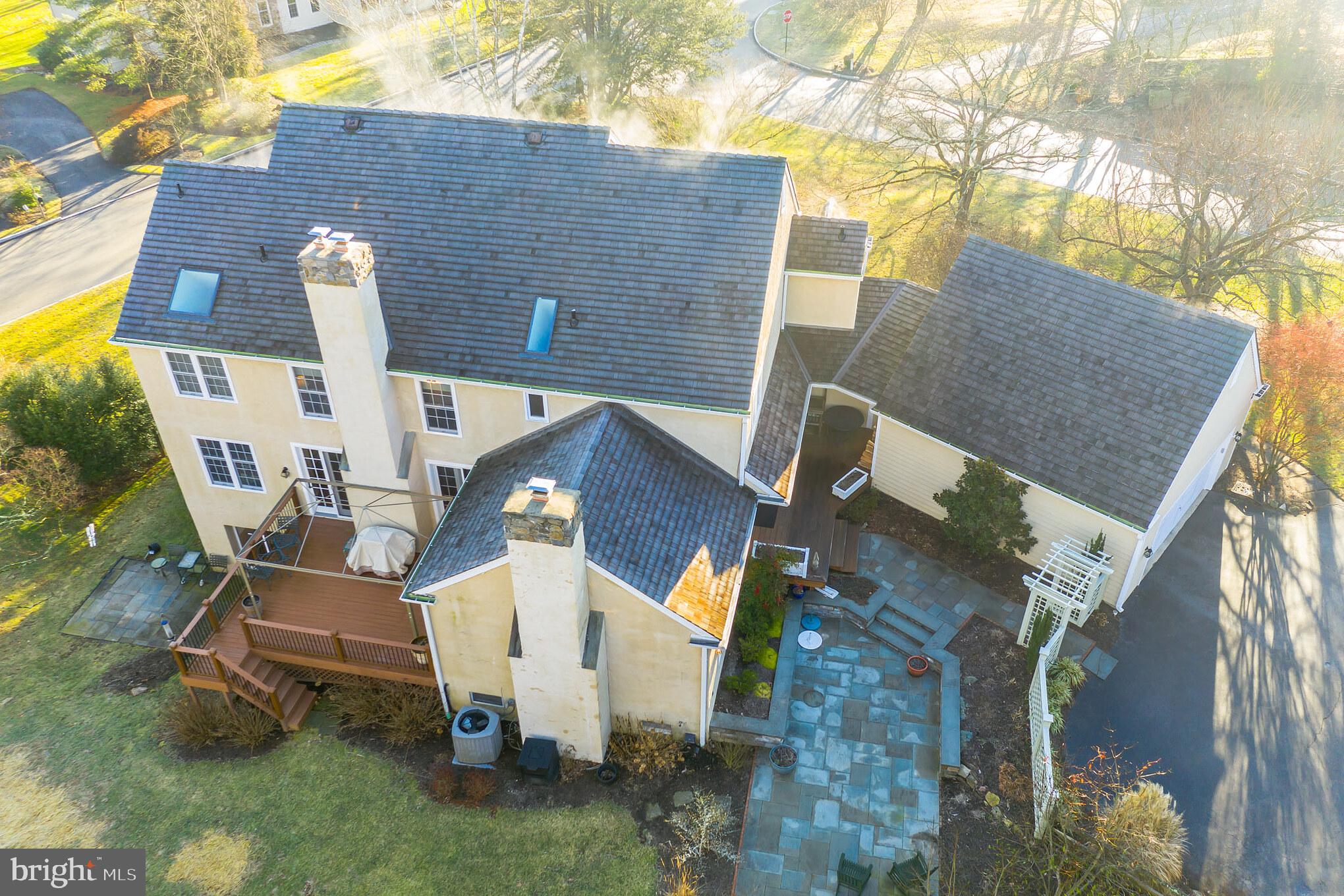 207 Ravenscliff Road Wayne, PA 19087 - Photo 27 of 68 aerial view
