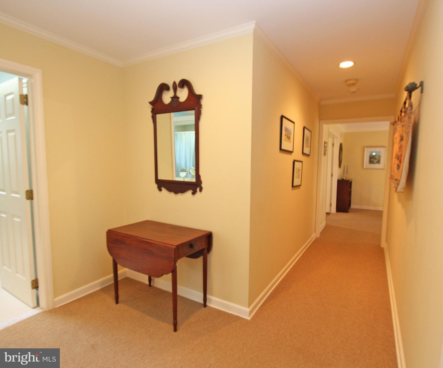 207 Ravenscliff Road Wayne, PA 19087 - Photo 33 of 68 upstairs hall way