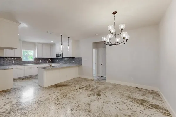 $336,000 | 10 Loving Road, Perrin, TX 76486