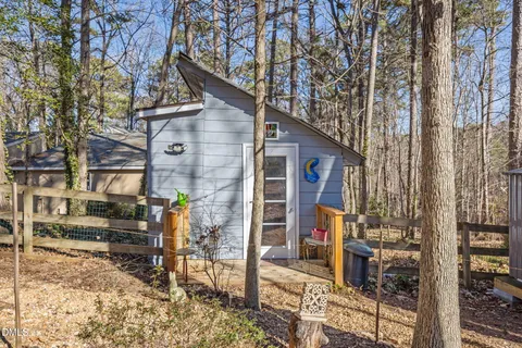 a view of a park with entertaining space