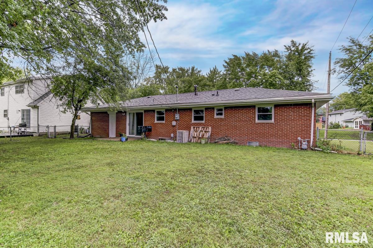 60 Mesa Road Springfield, IL 62702 - Photo 23 of 28