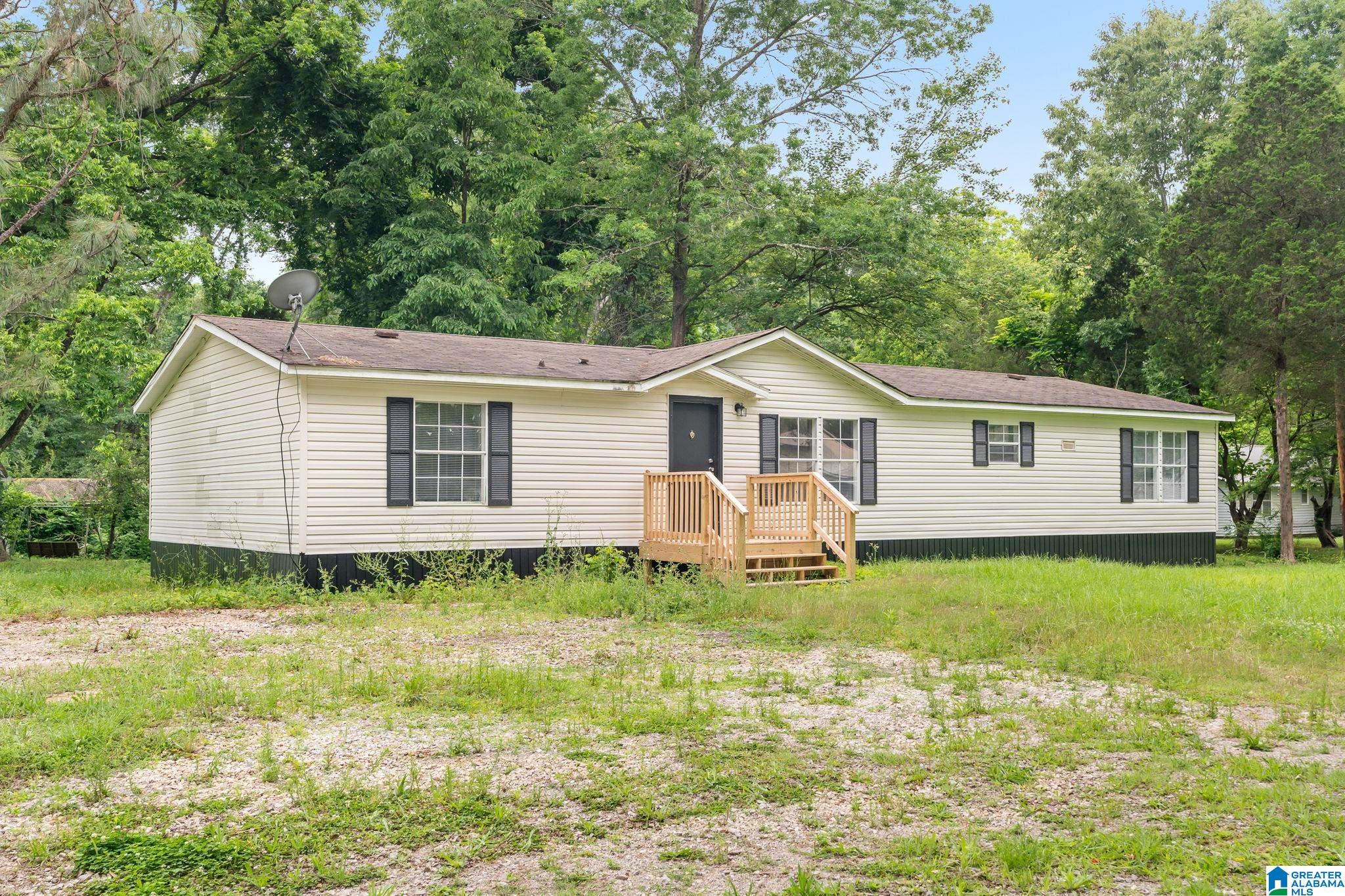 3024 Tommy Road Southeast Bessemer, AL 35022 - Photo 1 of 26