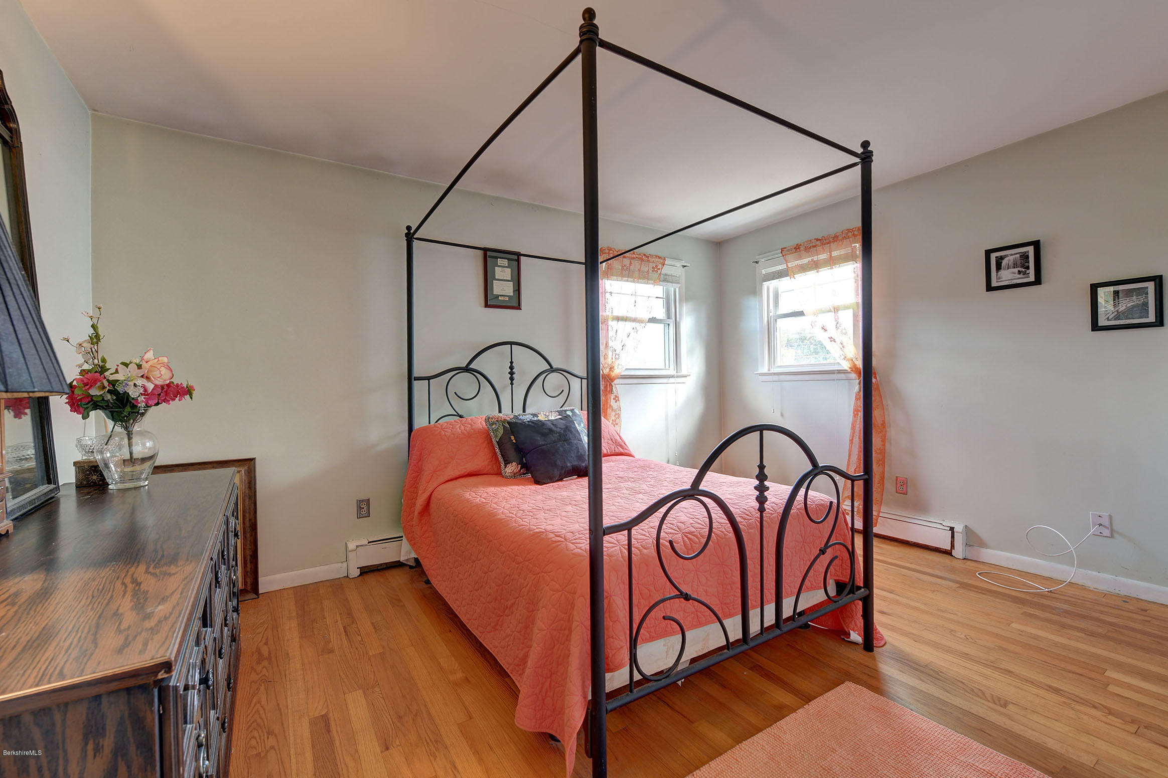 35 Oak Hill Road Pittsfield, MA 01201 - Photo 19 of 29 19-Bedroom Two