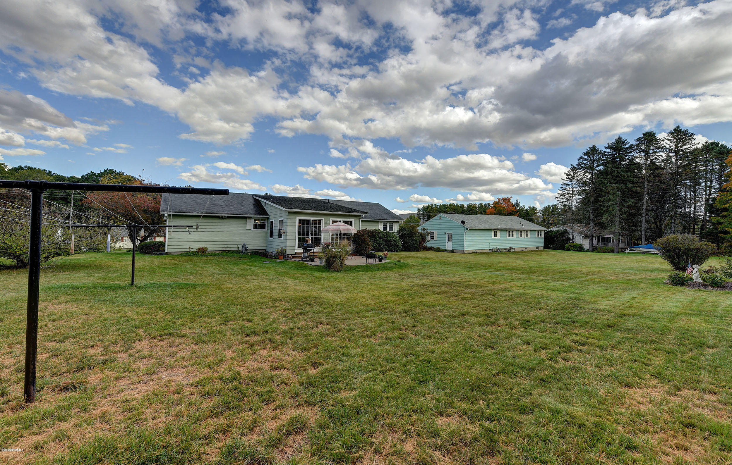 35 Oak Hill Road Pittsfield, MA 01201 - Photo 26 of 29 26-Back Yard
