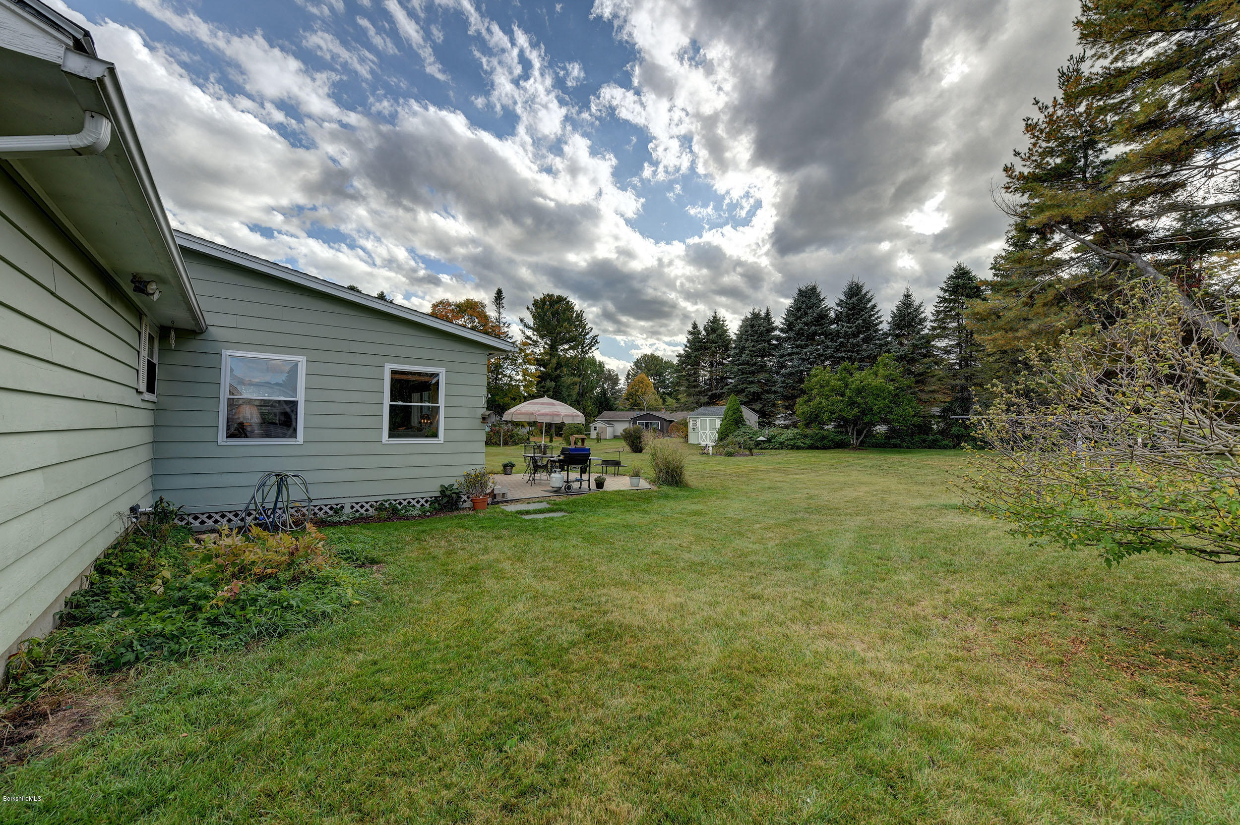 35 Oak Hill Road Pittsfield, MA 01201 - Photo 27 of 29 27-Back Yard